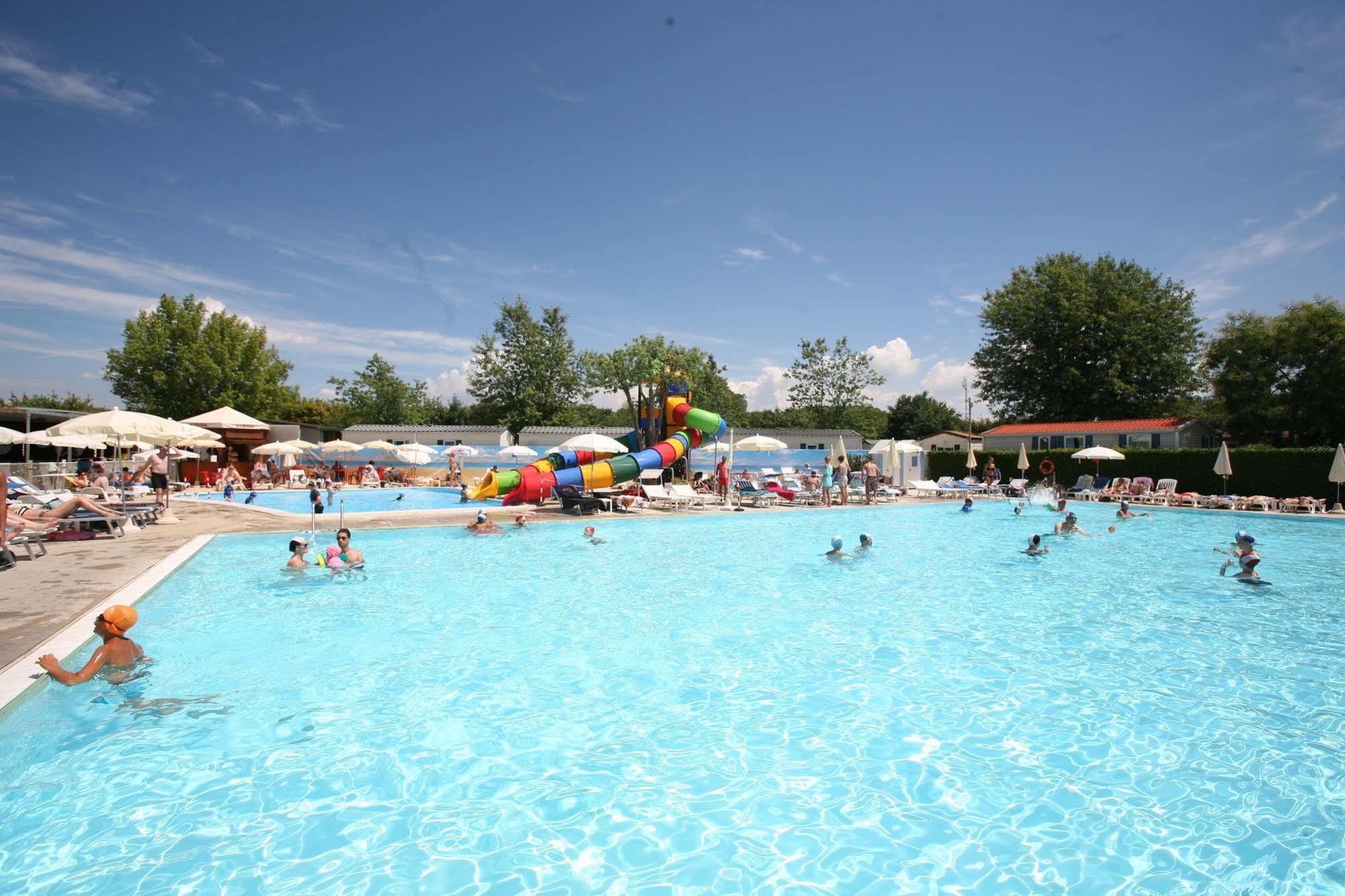 Camping Butterfly Village